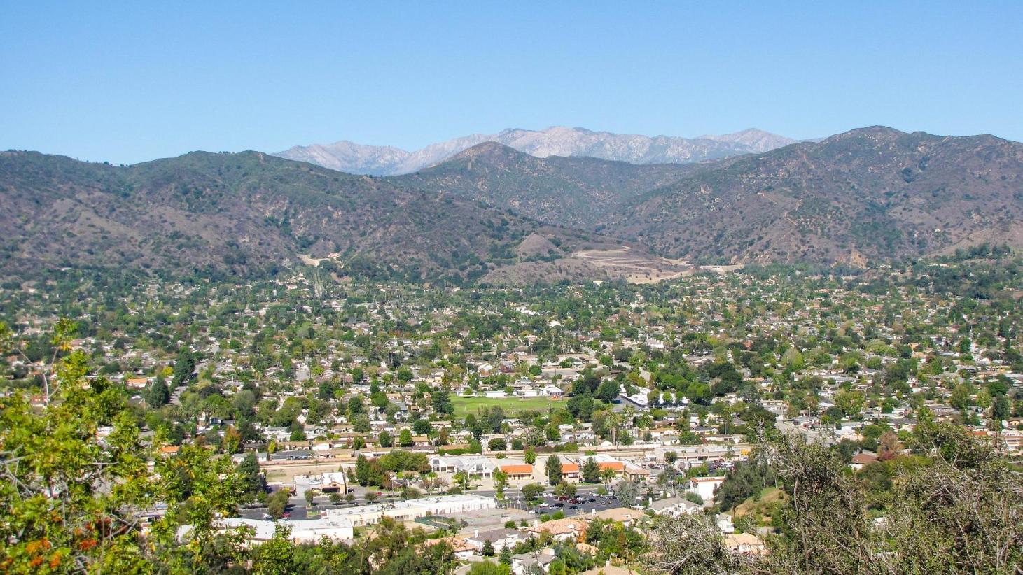 Welcome to Glendora, CA: The Pride of the Foothills